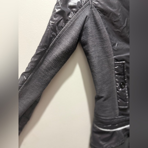 Rare Lululemon Pedal Power Jacket - Black 🔥Hot Pick🔥 - Picture 7 of 15
